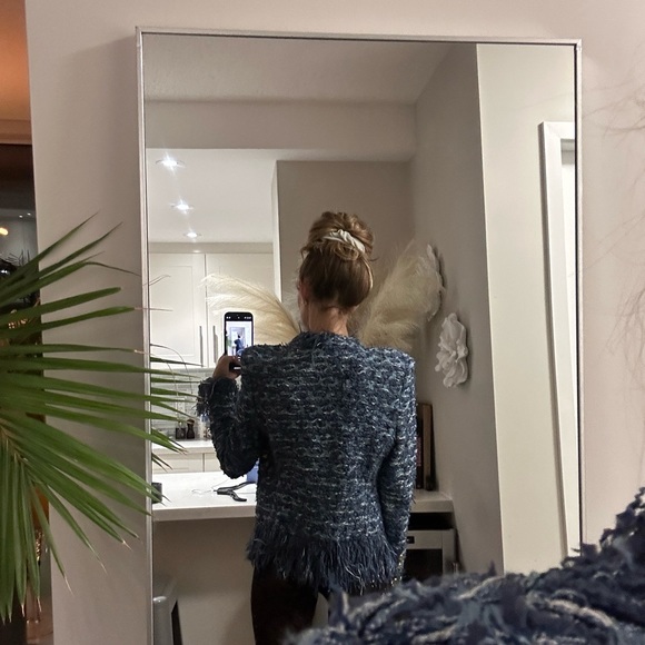 Balmain Beautiful multicolour blue tweed and fringe blazer! - Picture 5 of 11